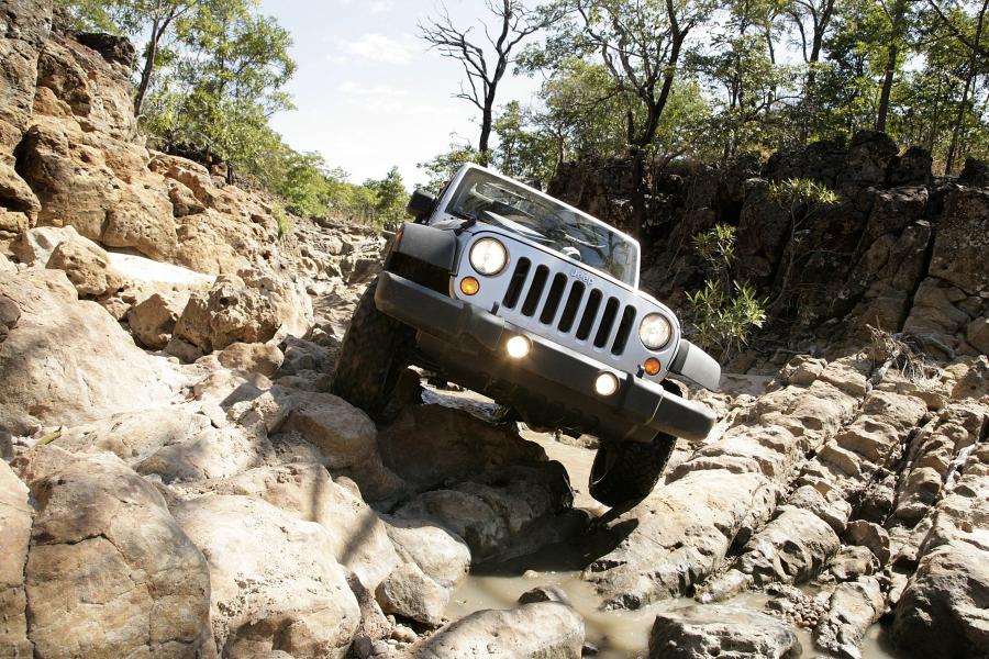  Jeep Wrangler Rubicon 2006 года  (фото 9 из 152)
